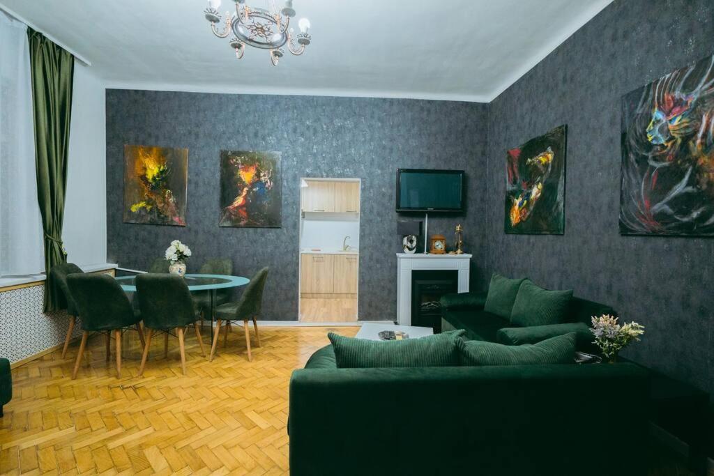 House Of Art Lägenhet Bukarest Exteriör bild